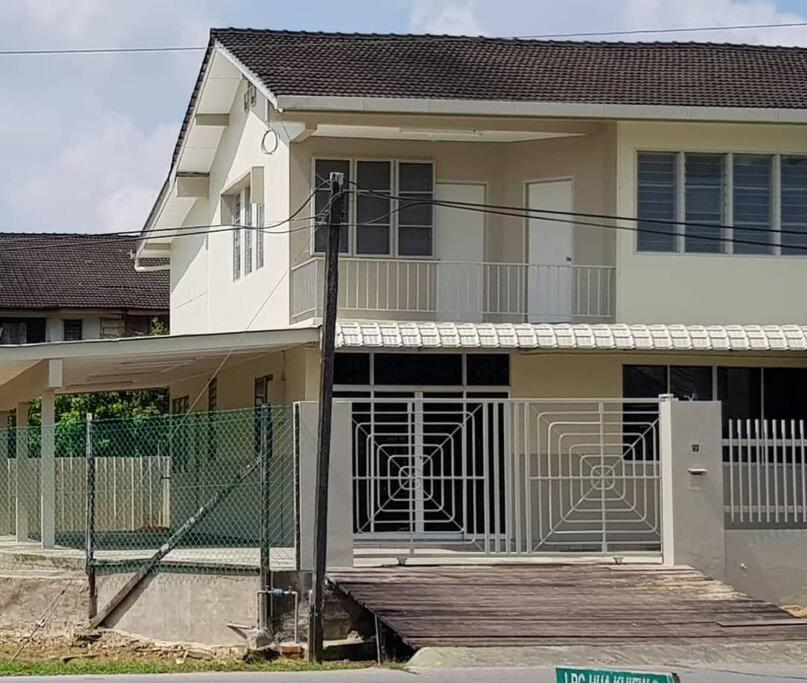J & I Homestay シブ エクステリア 写真